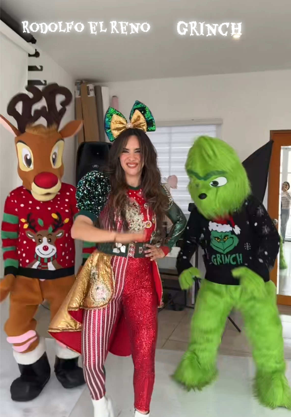 Grinch siendo Grinch 🤭 Mi  @Show Infantil Rosangela 