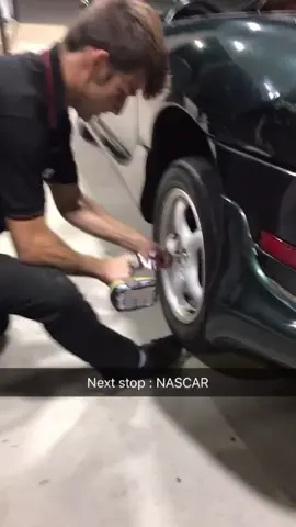 2 Tires & Go!!! Everyone tag @nascar #throwback #pitstop #nascar #fyp #viral
