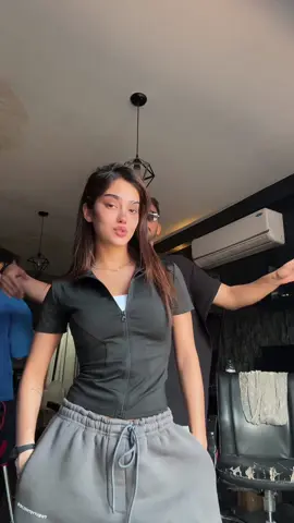 خر مگس معرکست🤝🏻