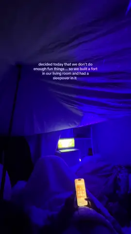 we’re making a bucket list today  and doing one fun thing a week lfg 