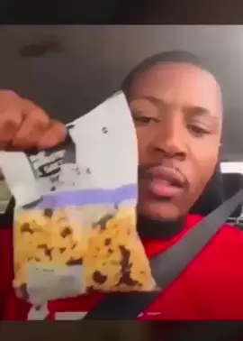 Ngyam'hlohlela😂😂😂 Akangizwa😂