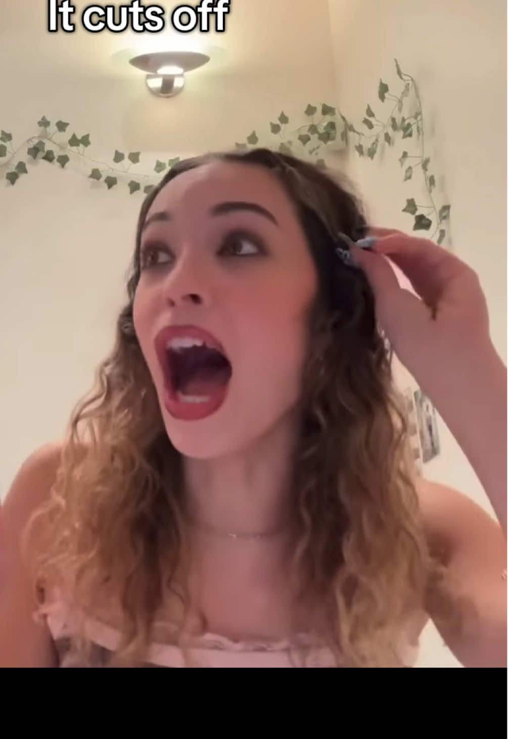 HER SCREAMS ARE AMAZING #daniela #katseye_daniela #screaming #danielascreaming #funny @holaqueen19 