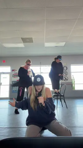 would u believe me if i told u this was not my idea? probably. 🤣 #dancestudio 