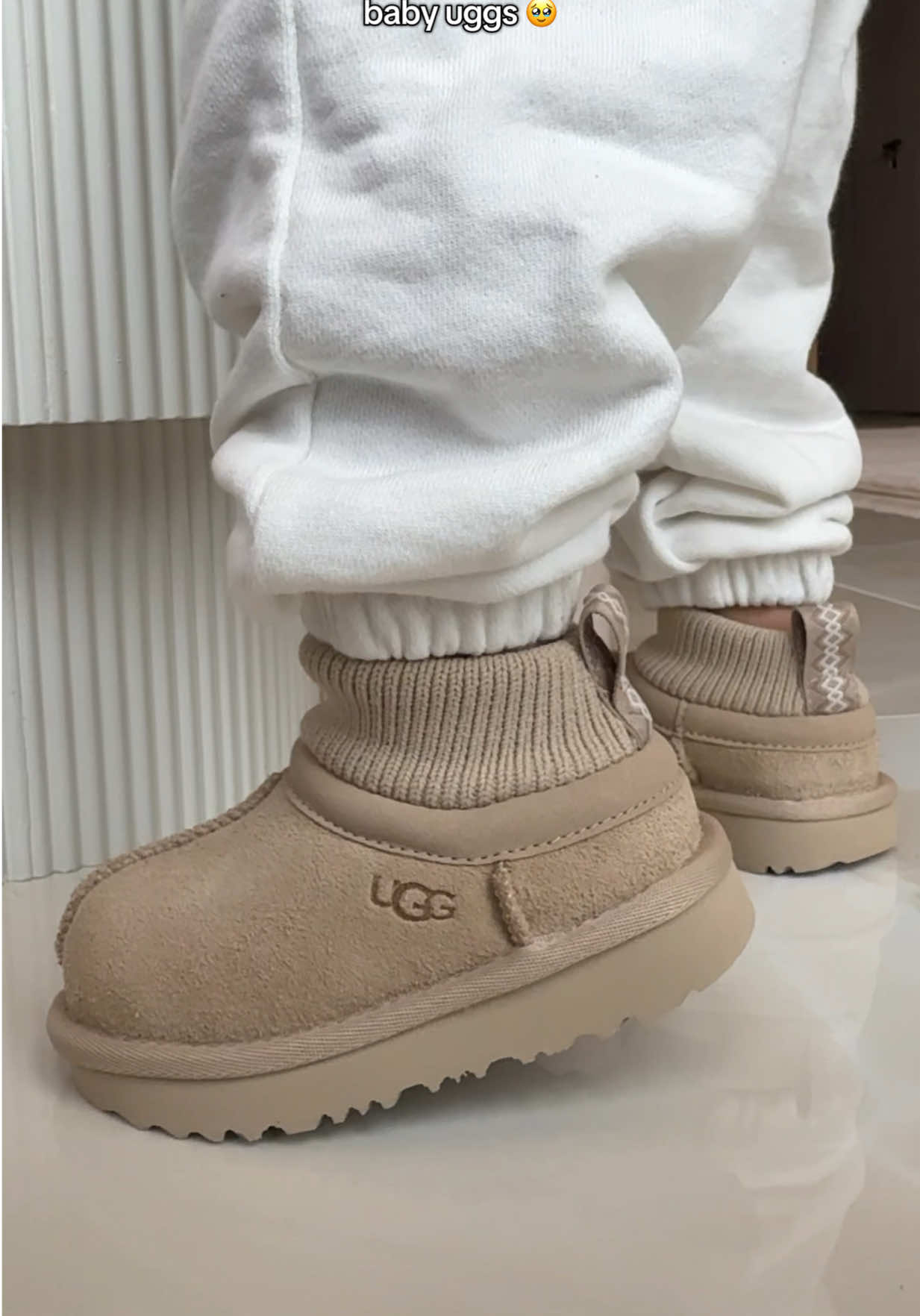 cozy season 🐻🍁🍂🤎 #baby #uggs #babyboy #MomsofTikTok #fyp @UGG® 