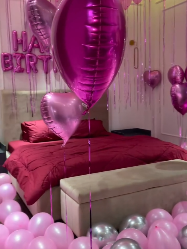 Birthday Room Decoration Pink Silver Balloons #foryou #fyp #foryoupage #rqevent #decoration @Zartasha Kashif @Twins brother event planner @COMFYHUGS pk.com 2 