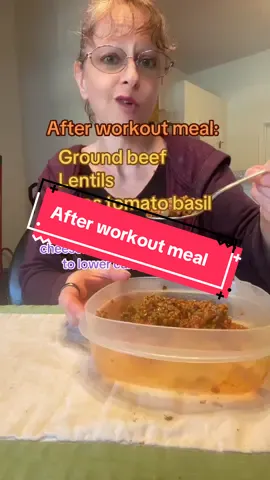 51 yr old mom of 4 turned bodybuilder @ShaunT #GymTok #bodybuilder #fitmom 