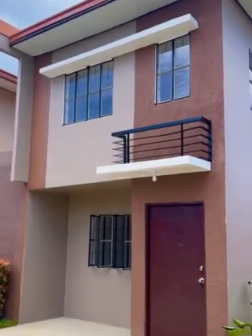 Your Next Smart Investment Starts in Lessandra Tanauan! 🏡✨ Live close to Metro Manila without the city stress — just 45–50 minutes via STAR Tollway! Enjoy seamless access through Jose P. Laurel Highway, surrounded by malls, schools, hospitals, and thriving business hubs. With ongoing road and infrastructure upgrades, Tanauan is fast becoming Batangas’ next big growth city. 🌇💼 👉 Invest where progress is headed. Invest in Lessandra Tanauan today! #batangas #tanauanbatangas  #lessandra  #vistaland 