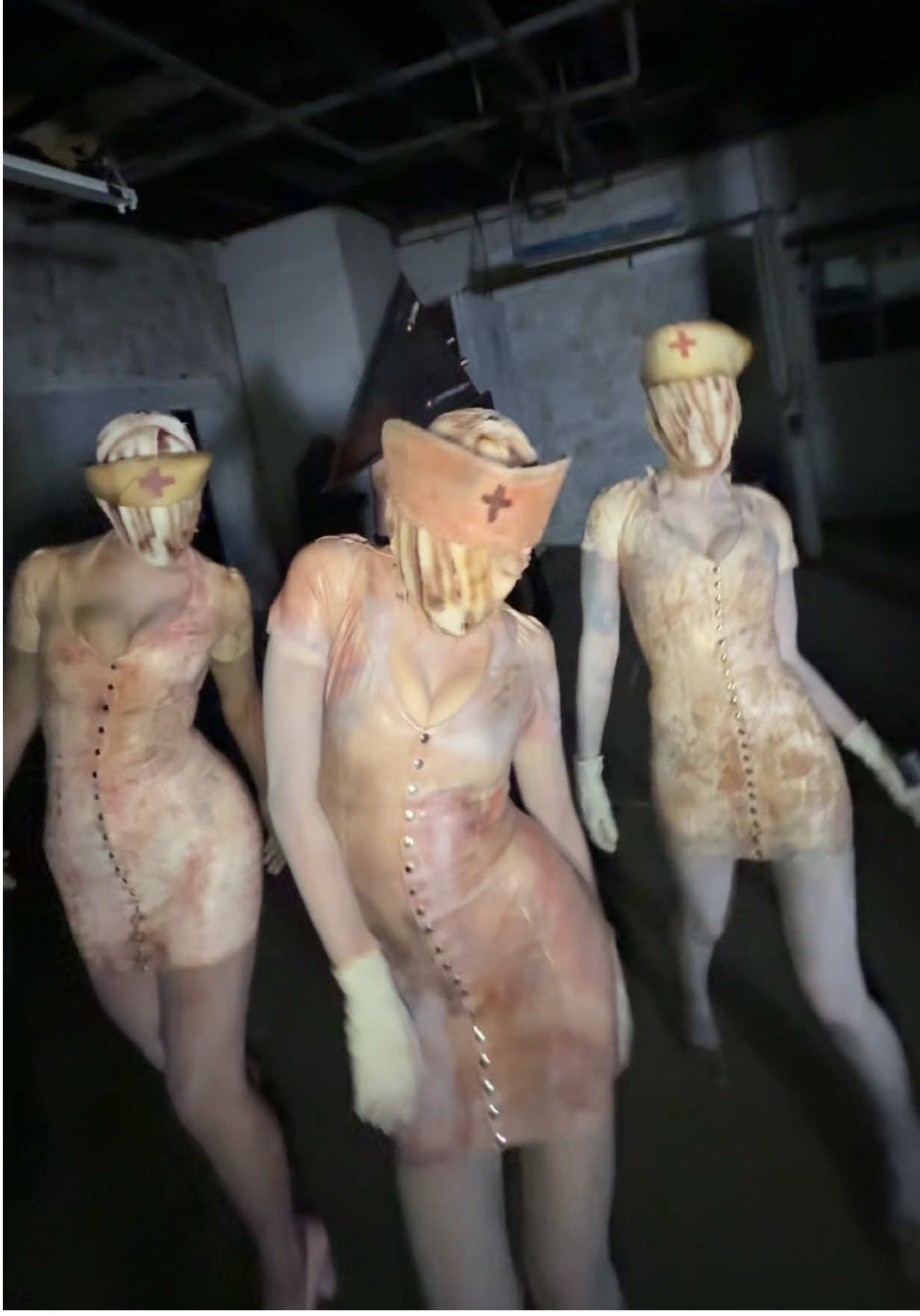 In my restless dreams…  middle nurse: @slayeas left nurse: @Drew 🍭🦁  right nurse: @Lena Foxx 🖤  pyramid head: @Bri ✨🫶  #silenthill #silenthill2 #silenthillnurse #pyramidhead #spookyseason 