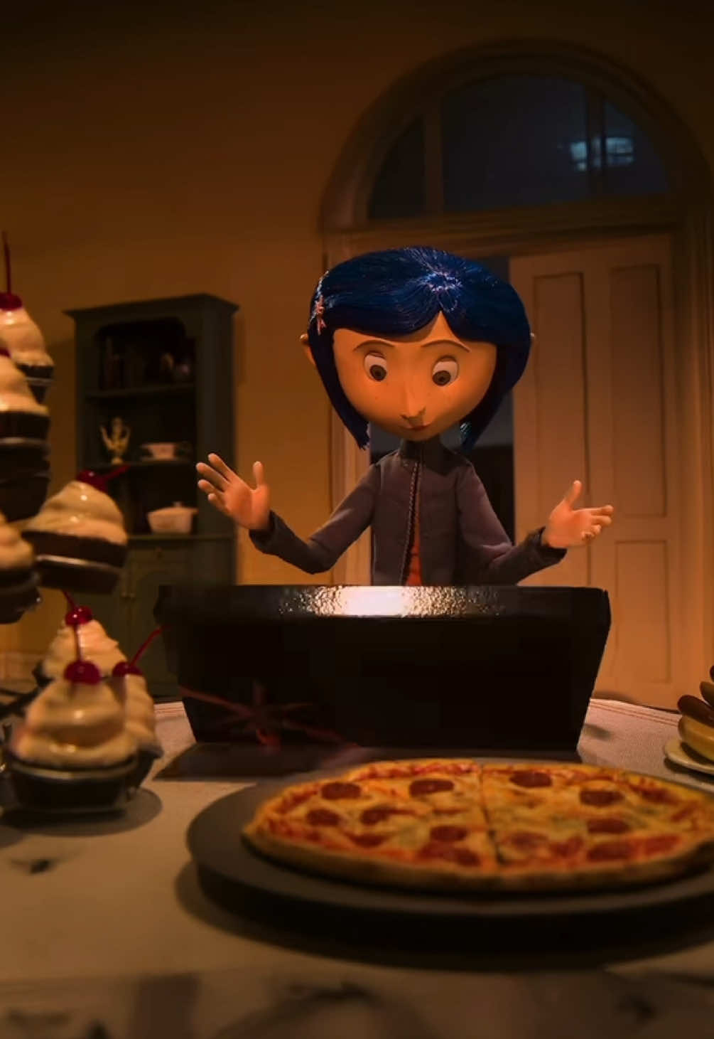 coraline feels like a fever dream 🌀🤧. #coraline #edit #disney #fyp #vanillastar
