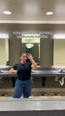 Reminder that natural bodies take timeeee to build but once they are built …. 🤏🏼🤏🏼 #naturalbody #naturalgymbodies #creatorsearchinsights #gymmotivation #GymTok 