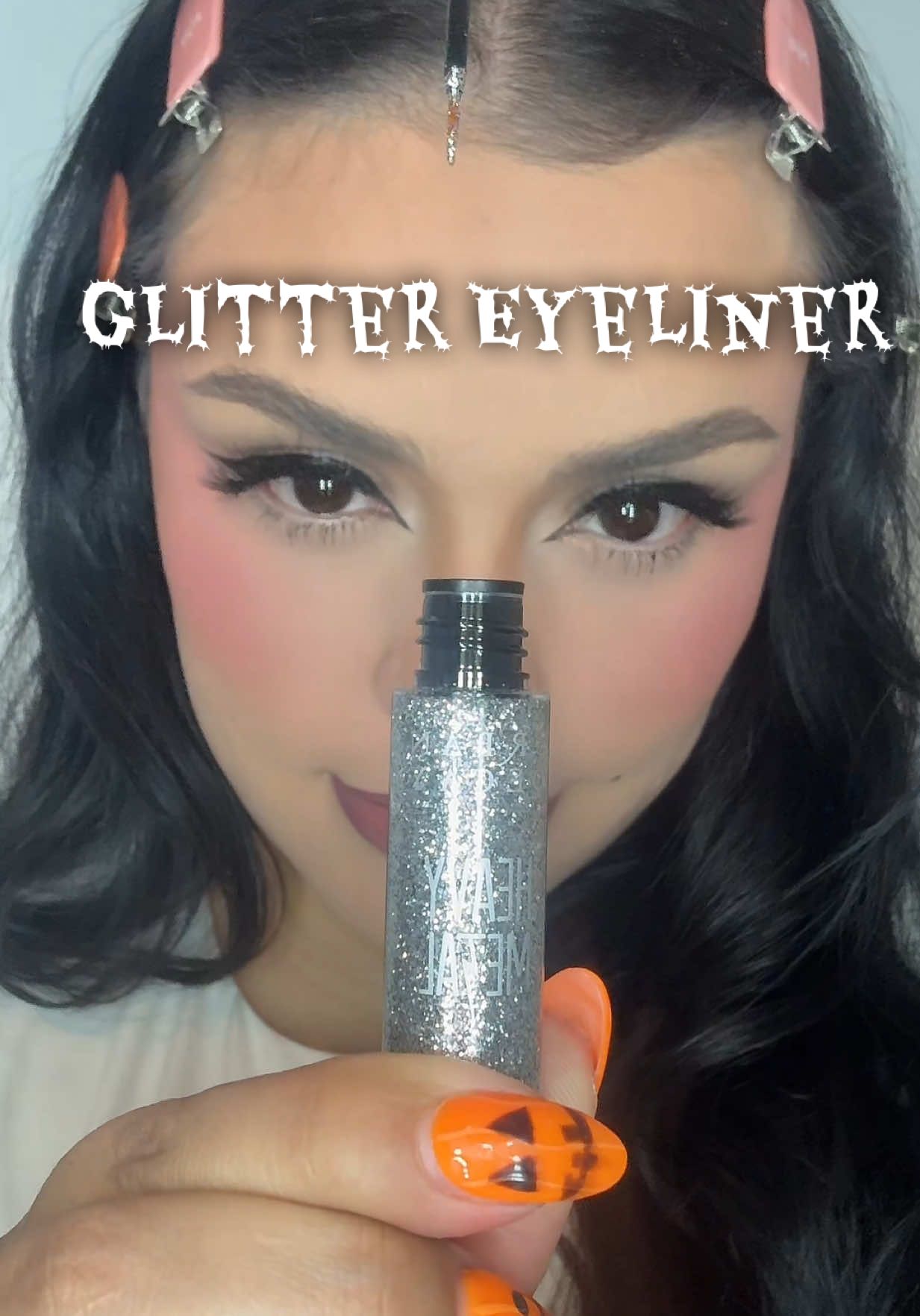 Let’s Bring glitter liner and glitter cut creases back✨✨✨ #2016 #exocosmetics #urbandecay #glitter #makeup  Products Used JustTheTip Eyeliner BFF Lashes • @EXO Cosmetics Heavy Metal Glitter Eyeliner in Glam Rock • @urban decay  