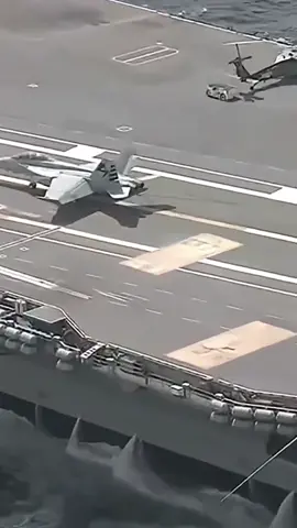 #aircraftcarrier #usnavy #carrieroperations #jettakeoff 