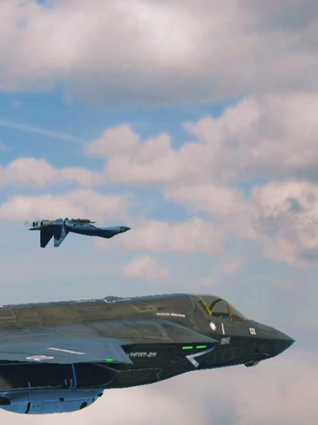 🇷🇺✈ :  permisi bang, numpang lewatt   #modernwarship #fyp #warship #f35 