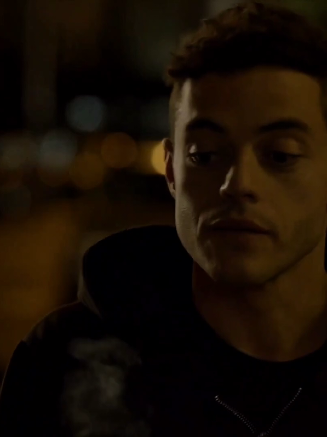 معنديش فكرة يا اليوت والله     #fyp #mrrobot #elliotalderson #explore 