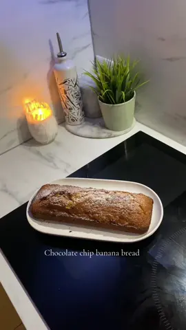 Ingredients: Chocolate Chip banana bread  1/2 cup unsalted butter 1 cup brown sugar 3 mashed overripe bananas 1 egg 1 teaspoon vanilla extract 2 cups flour 1 teaspoon baking soda 1/4 teaspoon salt 1 cup semi-sweet chocolate chips   Instructions: Preheat oven to 350°F (175°C) Mix butter & brown sugar, then add mashed bananas, egg, & vanilla. Stir in flour, baking soda, and salt until just combined. Fold in chocolate chips. Pour batter into a greased loaf pan. Bake 55 mins. Let cool 1 hour before slicing. #bannabread #cake #baking #bread #sweettooth #baker #recepie 