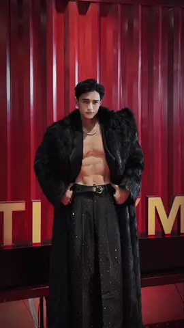 Con tướng Hữu Vi sức mạnh vô địch, không có đối thủ hẹ hẹ, face - body - thần thái đỉnh nóc kịch trần 🥹 #HuuVi #HữuVi #DienVienHuuVi #NamThanHuuVi #CitiGym