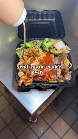 Best hibachi in Las Vegas! Late Night! 12pm - 12am 📍 3654 E Flamingo Rd (Takeout Only) 📍 6300 W Charleston BLVD (Sit Down & Takeout) CARD ONLY 💳 #hibachi #lasvegas #bestfood