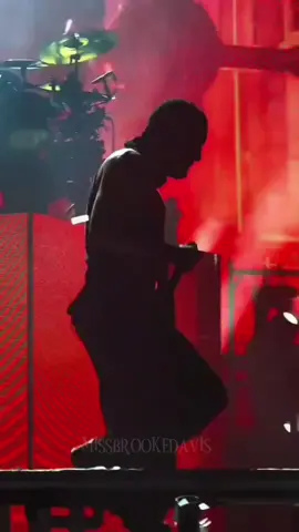 the song is an absolute banger // #noahsebastian #dyingtolove #badomensband #badomens #noahsebastianedit 