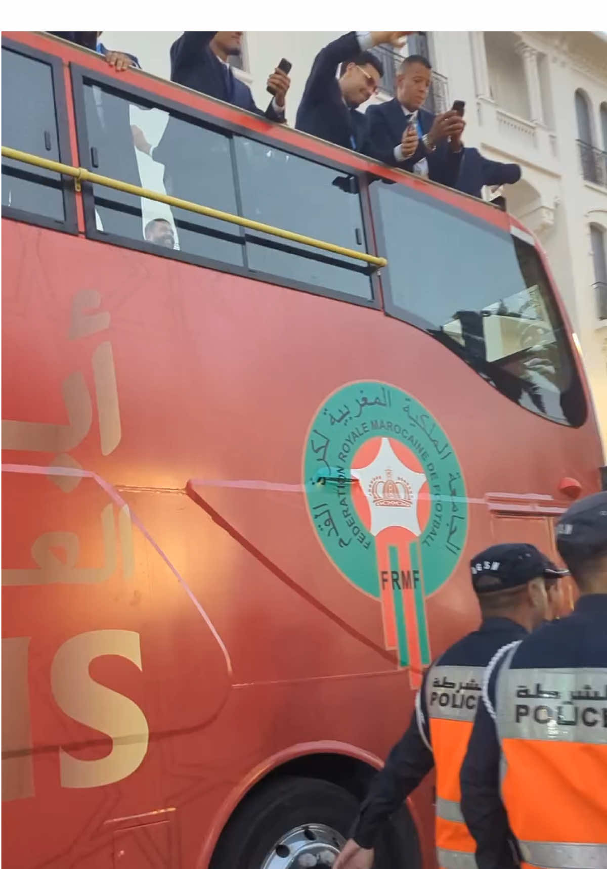 #احتفلات_المنتخب_المغريبي_اليوم #شاهد_خروج_الجماهير_للإحتفال_مع_الجمهور_المغربي #المنتخب_المغريبي_اليوم_الرباط