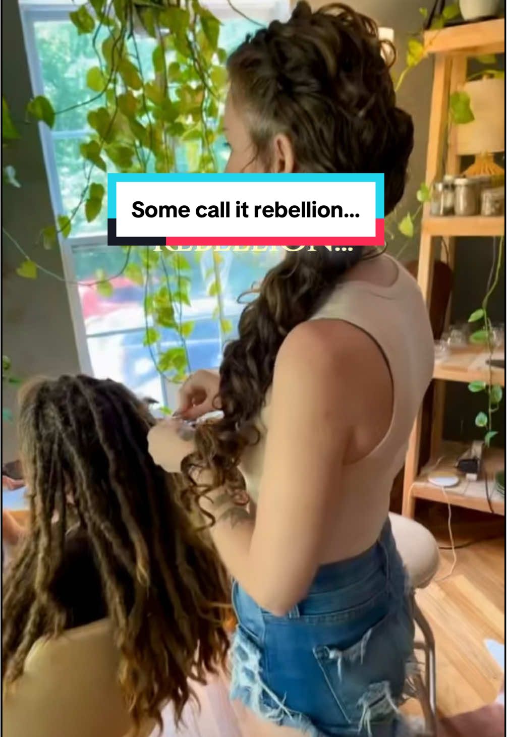 🫡Servicing The South since 2019 💋  Rebellion < Remembrance  #wikdwoman #loctician #dreadlocks #remembrance #fyp 