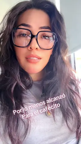 Cuando no tienes dinero en la tarjeta 💳, pero para el café si tiene que  alcanzar 🧐🤷🏻‍♀️ #coffefirst☕️ #nomehablen #needcoffee #paratodosdetiktok♡ #paratiiiiiiiiiiiiiiiiiiiiiiiiiiiiiii 