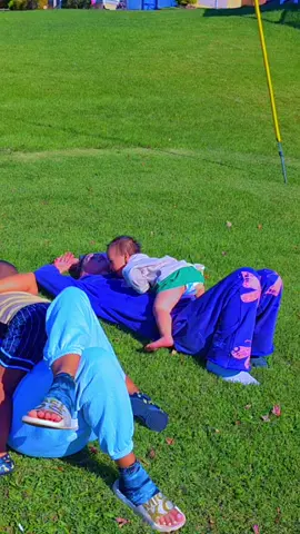 I love my neighborhood 💙  #motherhood #mother #moms #momlife #momtok @ceciliatucker49 