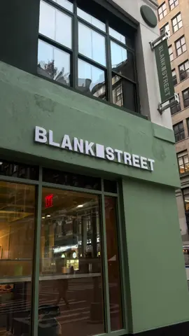 @Blank Street 💚💚💚 #blankstreetcoffee #blankstreetreview #nycinfluencerevent #matchalover #nycinfluencer 