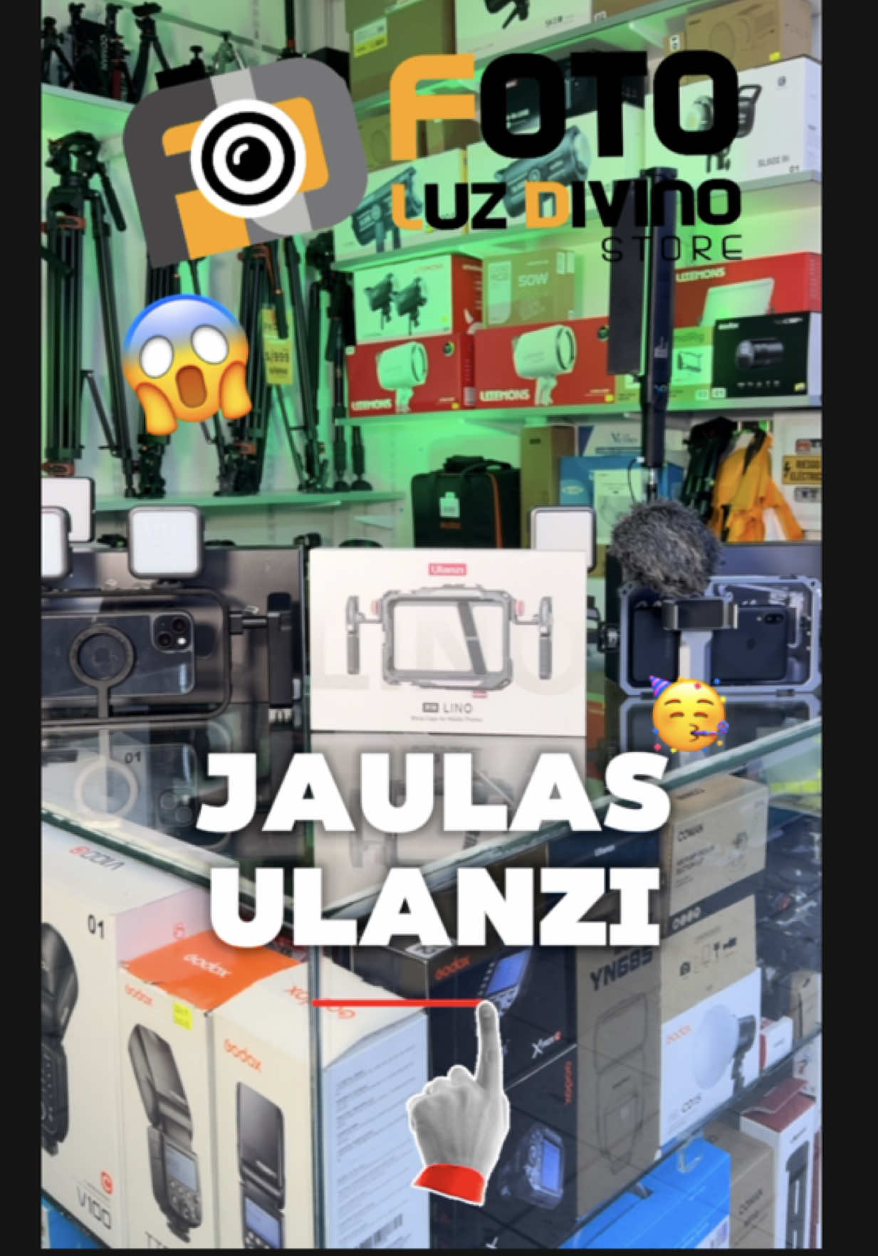 📸✨ ¡Protege, mejora y lleva tu contenido al siguiente nivel con Ulanzi! Te presentamos las mejores jaulas para celular y cámara, diseñadas para creadores exigentes: 🔹 Jaula Plástica Ulanzi: ligera, práctica y económica. Ideal para quienes recién comienzan. 🔹 Ulanzi MG001: jaula magnética con agarre lateral, sistema MagSafe y múltiples roscas 1/4” para accesorios. 🔹 Ulanzi LINO: cuerpo metálico ultra resistente, manijas 360° y zapatas frías para luces y micrófonos. 🔹 Ulanzi Metal Cage 3127: diseño profesional con doble mango, ajuste rápido y gran estabilidad para grabaciones largas. 🎬 Perfectas para grabar vlogs, entrevistas, reels o contenido profesional. 📲 Escríbenos al link del perfil y elige la que mejor se adapte a tu estilo. #Ulanzi #FotoLuzDivino #JaulaUlanzi #AccesoriosDeGrabacion #ContentCreator #RigUlanzi #ProduccionAudiovisual #GrabacionProfesional #VideoRig #equiposdegrabacion 