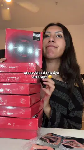 First and last fansign attempt !😹💔  #ateez #hello82 #fansign #photocard #atiny  