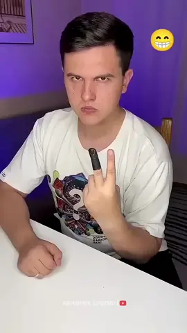 #magictrick #magicmoment 