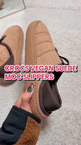 No, seriously, I’m obsessed! These are Crocs brand new Vegan Suede Moc Slippers and they’re SO comfy and warm. I’m also loving the color palette they chose, all of them are perfect for Fall 🍂  @Crocs  #crocs #croctober #crocssuperbrandday  #crocsnewarrivals  #tiktokshopcreatorpicks 