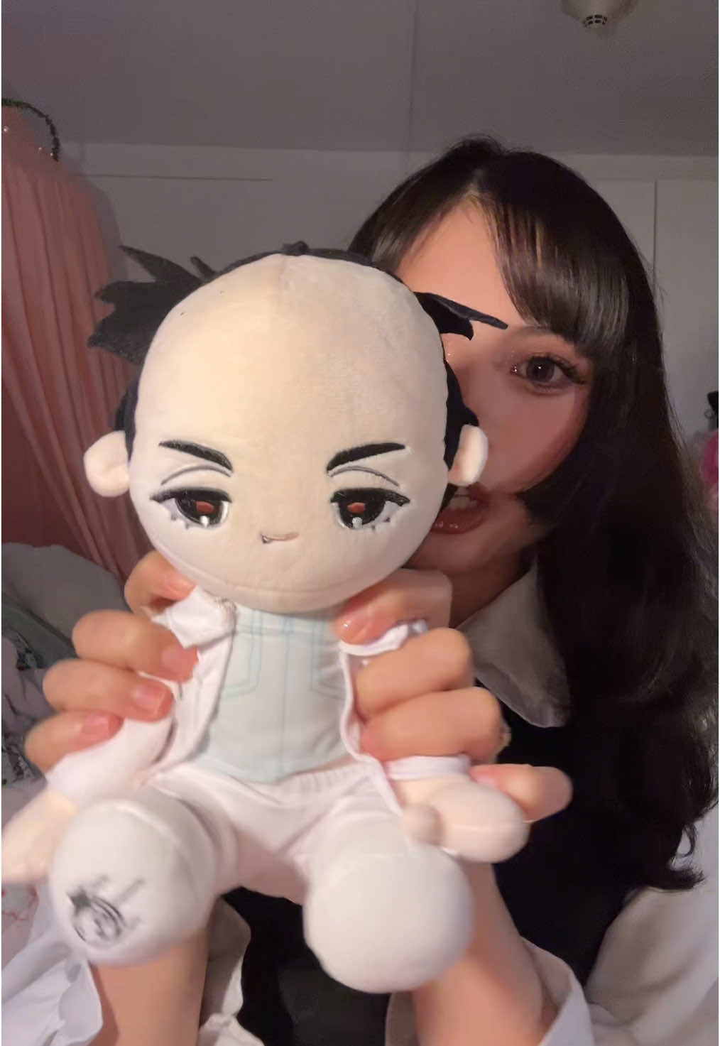 What’s worse than being dead? Being bald #alienstage #ivan #cutie #kidding 