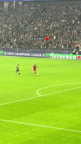 Ausgerechnet er schießt das Tor 🥲 #ekitike #liverpool #eintrachtfrankfurt #football #championsleague 