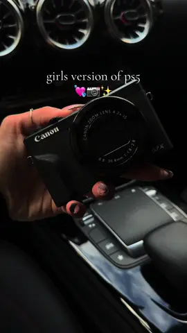 finally got my hands on her i’m obsesssd 😁🩷 @B&H Photo Video and Pro Audio i love you guys!!  #canong7x #digitalcamera #foryoupage #canong7xmarkiii #fyp 