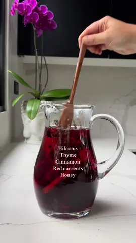 Flu season essential 🌺💫 Hibiscus • Red currants • Thyme • Cinnamon • Honey • Warm water All the herbal magic your immune system needs 🌿✨ #herbaltea #naturalremedies #fluSeason #hibiscustea #herbalelixir  