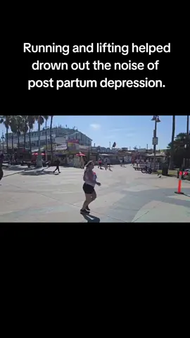 The first clip was me finishing mt 1st half marathon back in May 6 months post partum. I knew I had post partum depression  i just didn't admit it. After that I caught a feeling that drowned it all out, from there I fell back in love with the gym and lifting. That and 💊 have helped tremendously! #postpartum #postpartumdepresssion #momswholift #momswhorun 