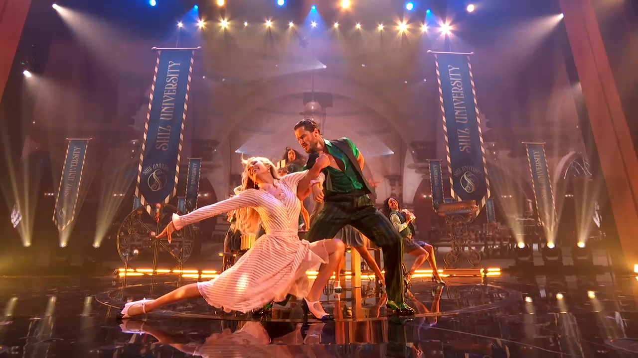Alix Earle and pro Val Chmerkovskiy perform a Jazz to “What Is This Feeling?” #WickedNight #DWTS