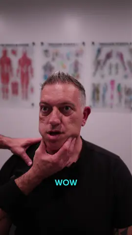When your chiropractor fixes more than just your spine😂💆‍♂️ @_michaelpassion 