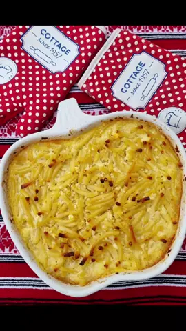 #macaroanecubranza #budinca#foryoupage #videoviral #cookingtiktok  oua lapte zahar vanilie rom coaja de lamaie branza dulce macaroane unt et voilà 👩‍🍳👩‍🍳👩‍🍳