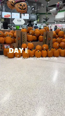 Vlogtober Day 22/31🍁🍂 I got a Venti Iced Matcha latte sugar-free vanilla(I’m going to just say I’m sticking to Dunkin Matcha).