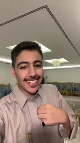 اول واحد يلبس شتوي 😂💔#نادر_العتيبيَ 