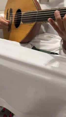 المسافر راح 🎶 الجميل @صوتك يناديني 🎵 #جلسة #طرب #عود #راشد_الماجد #حايل 