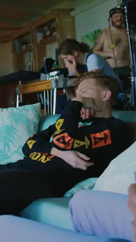 Behind the making of ‘Cuttin’ Teeth’ Shot and Directed by: @emmadelevante Edited by Andy Vinson 