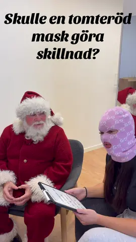@FRÖKEN SNUSK #jultomten #röd #foryoupage❤️❤️ #jul 