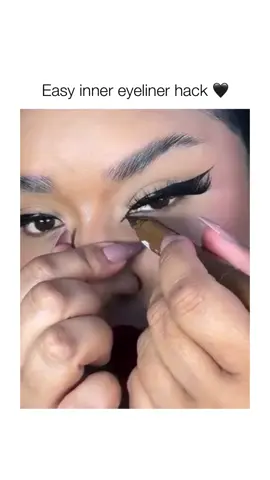 Save for later ✨ @Ruth Rates #Eyeliner 