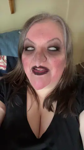 #foryou #foryoupage #humortiktok omg I look like my mother @rachelgarfield14 