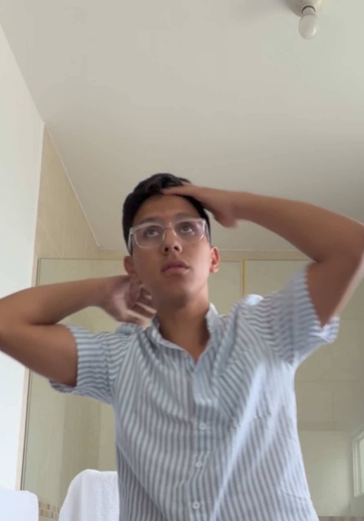 Así con mis días 💪🏽 ocupados pero también pendiente a mi Familia ✨ lo bueno que siempre tengo cerca de mi una @Farmacias Cruz Verde Para cualquier medicamento que necesite 🙌🏽  #farmacia #guatemala #cruzverde #SiempreCerca #SaludEsPrioridad  