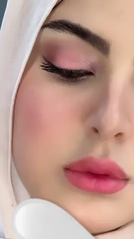 مكياج خطوبه الي طلبتو مني 🩷👆🏻 #مكياج #ميكب #makeup 