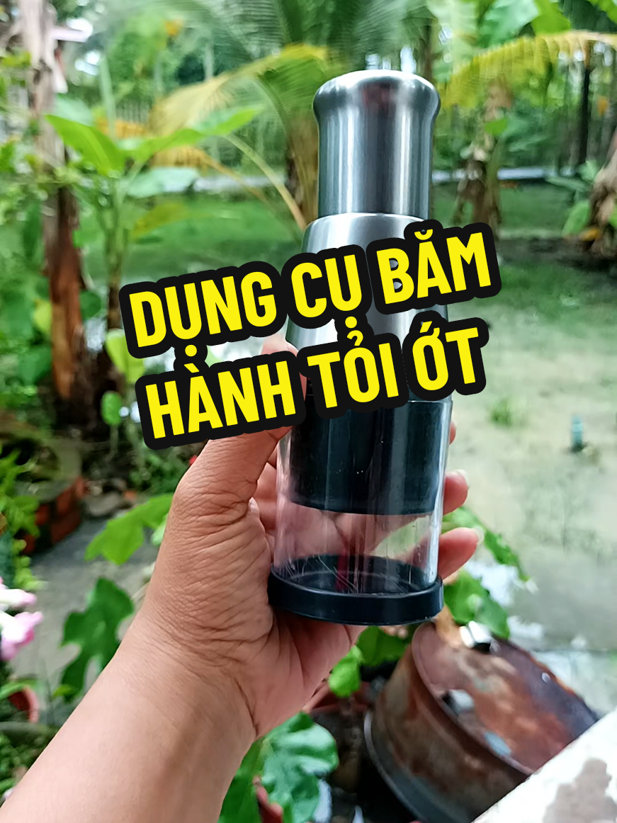 Dụng cụ băm nhuyễn hành tỏi ớt cầm tay  #loanlanhle  #dogiadung  #xaytoiot  #bamtoiot  #xaytoiotcamtay  @Loan Lanh Lẹ  @Loan Lanh Lẹ  @Loan Lanh Lẹ 
