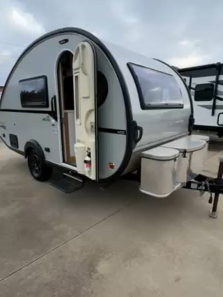 🚨SALE! DON’T MISS OUT!🚨 Used 2021 nuCamp RV TAB 400 Solo Sale Price $24,995. Payments as low as $191/mo. Call Now! 936-337-8900📍Visit us today or view online https://www.hwhrv.com/product/used-2021-nucamp-rv-tab-400-solo-3284442-102 Stock# 36117 #holidayworldrv #holidayworldofwillis #aworldofdifference #usedtraveltrailer #rvlife #happycamping #rvtravel #adventureawaits